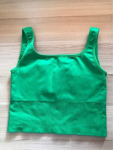 H&M hm yeşil spor sütyeni