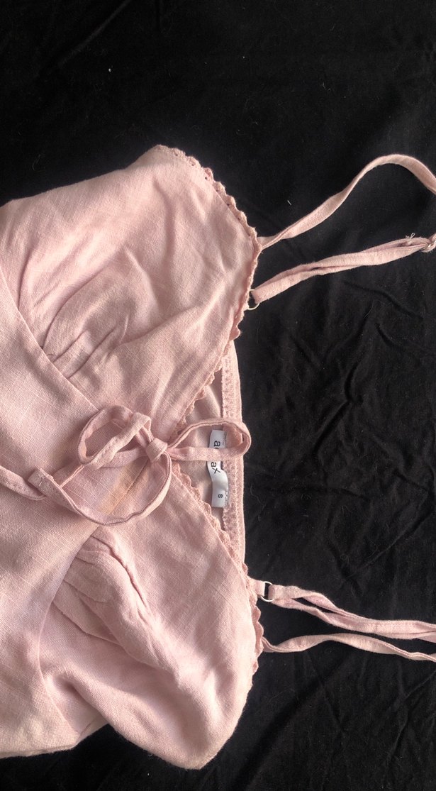 Dantelli Pembe İnce Askılı V Yaka Kadın Üst - Görsel 2