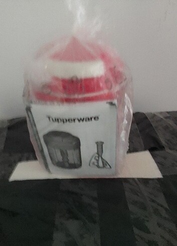 Tupperware hızlı şef en büyük boy sıfır paketinde 