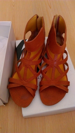 Nine West sandalet 36 numara