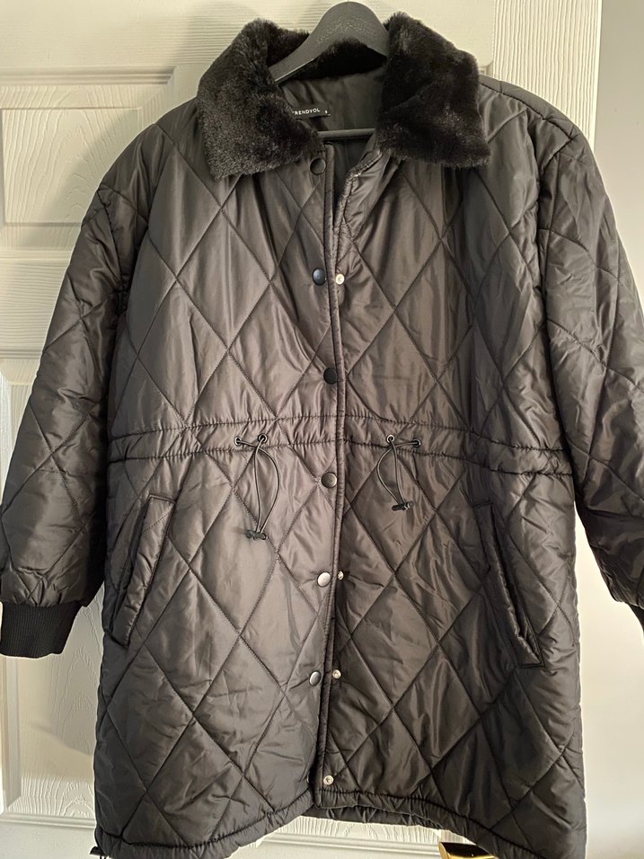 Kürklü Siyah Kadın mont - Görsel 3