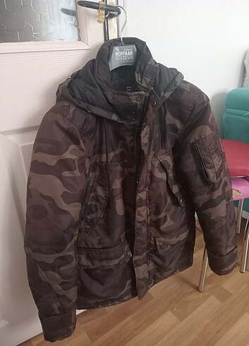 Bershka erkek mont