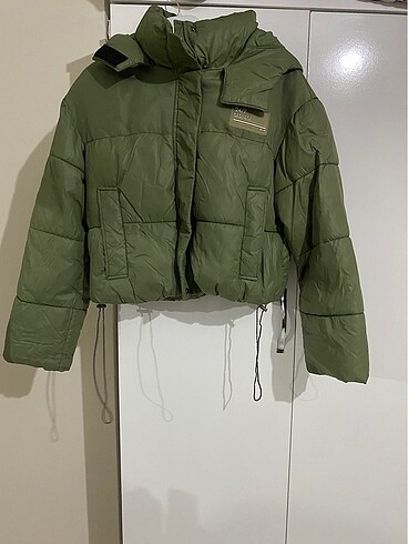 Bershka mont