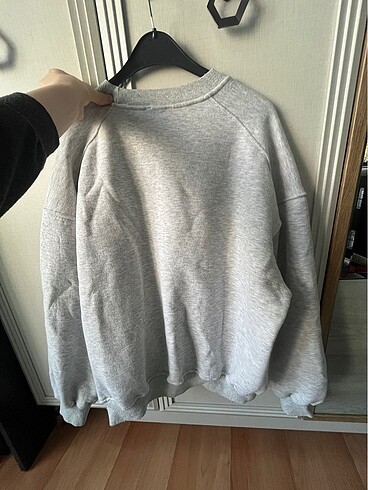 Zara gri sweatshirt