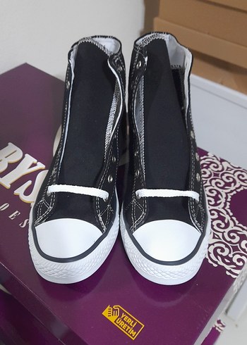 Converse spor ayakkabı - Görsel 3