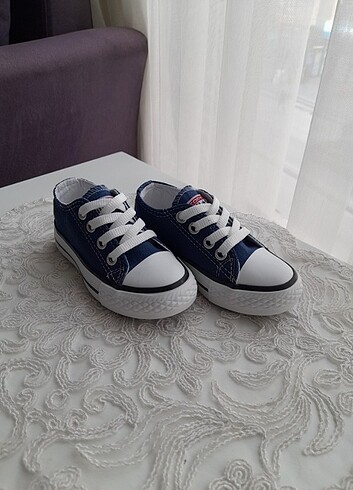 Converse spor ayakkabı