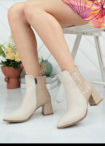 Zara Bayan bot