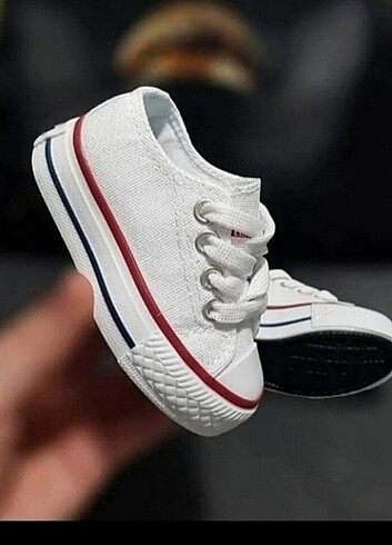 Converse spor ayakkabı