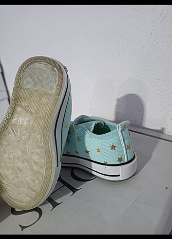 24 Beden Converse spor ayakkabı