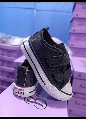 22 Beden Converse spor ayakkabı