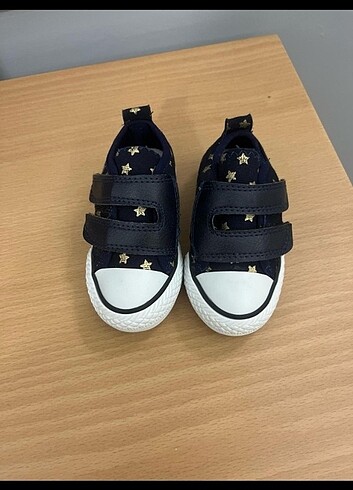25 Beden lacivert Renk Converse spor ayakkabı