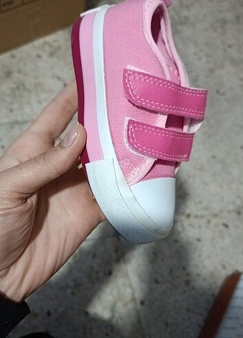 25 Beden Converse spor ayakkabı