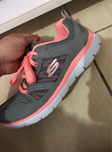 37,5 Beden Skechers