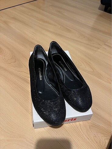 M Collection siyah parıltılı babet