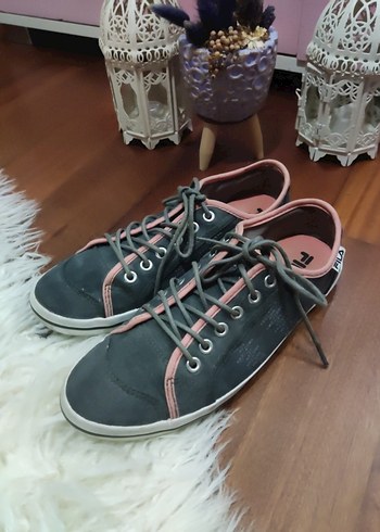 Fila Gri Bağcıklı Kadın Spor Ayakkabı