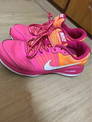 Nike Orjinal nike