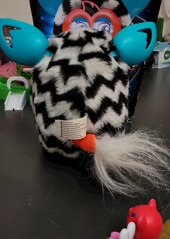 furby boom kutulu zigzag - Görsel 3