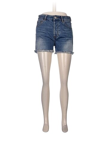 Pull and Bear Mini Şort %70 İndirimli.