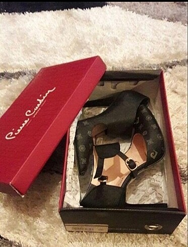 Pierre cardin stiletto