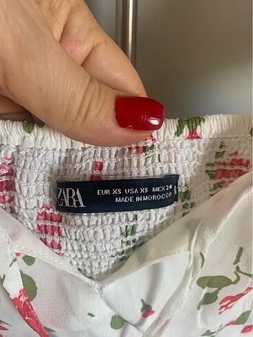 Zara Zara çiçek desenli mini elbise