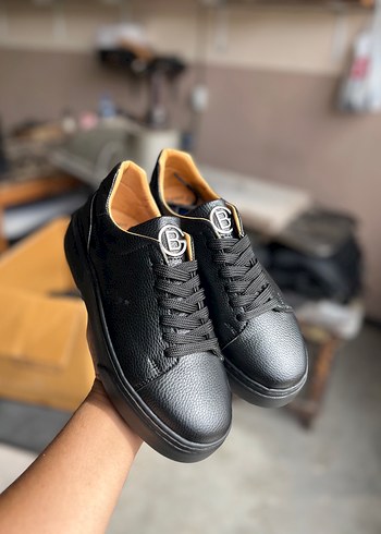 Siyah Erkek Bağcıklı Sneakers