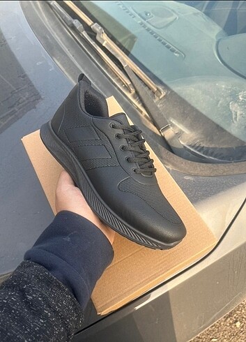 ERKEK SİYAH SNEAKER