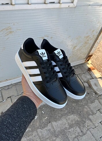 ERKEK ADİDAS SNEAKER