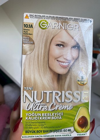 Garnier Nutrisse Ultra Creme 10.1A Saç Boyası