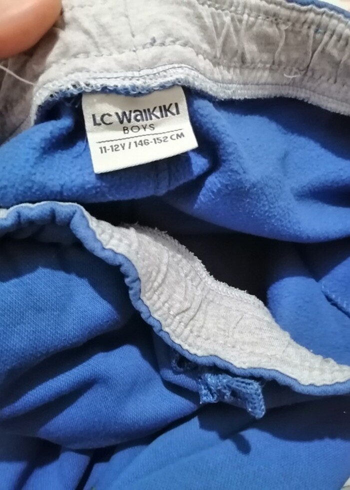 Kışlık eşofman alt ve triko kazak.  - Görsel 3