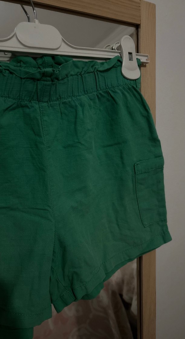 Kız çocuk Yeşil Keten Mini Şort - Görsel 3