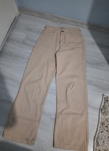 bej wide leg jean