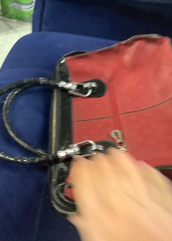 Kırmızı Parlak Deri Kadın Çanta - Görsel 2