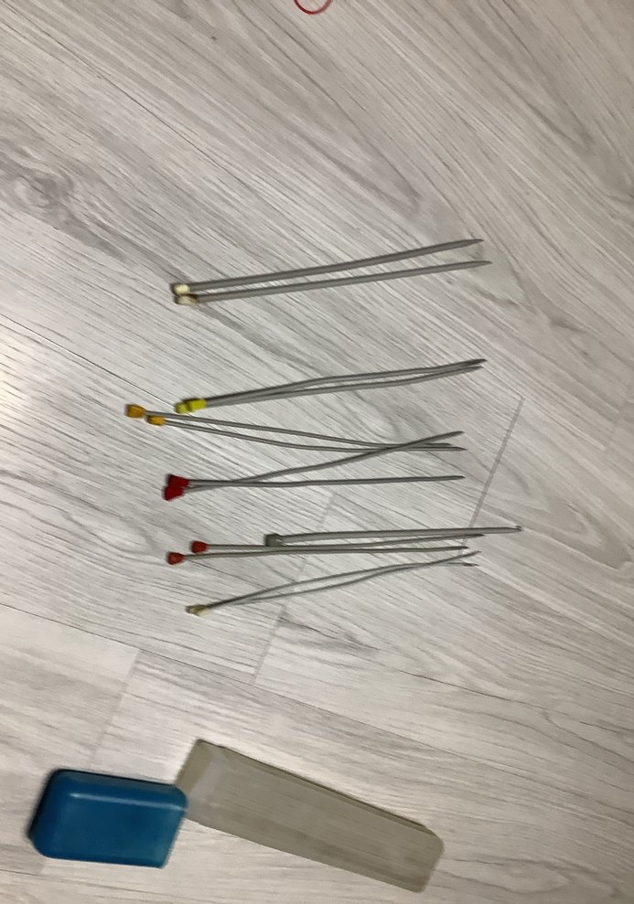 Çeşitli Renkli Uçlu Gri Telli Tıbbi İğneler - Görsel 3