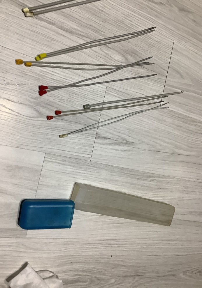 Çeşitli Renkli Uçlu Gri Telli Tıbbi İğneler - Görsel 2