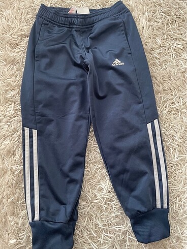 Adidas ADİDAS ÇOCUK EŞOFMAN TAKIMI