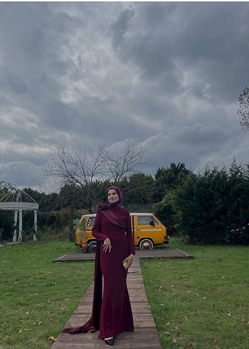 Bordo Uzun Kollu Drapeli Tesettür Elbise kiralık - Görsel 3