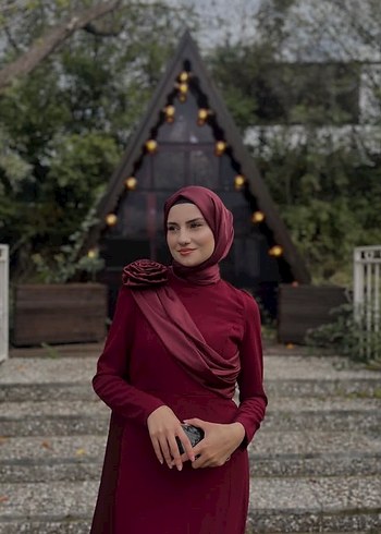 Bordo Uzun Kollu Drapeli Tesettür Elbise kiralık - Görsel 2