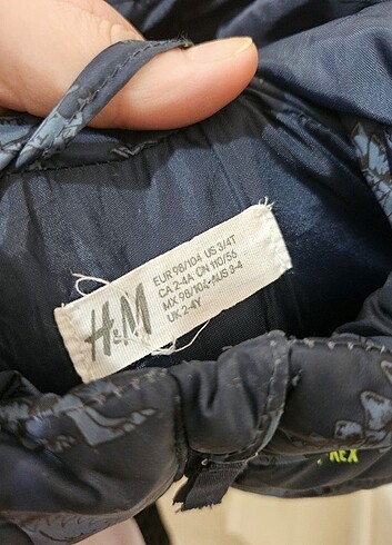 4 Yaş Beden H&M ŞİŞME YELEK 