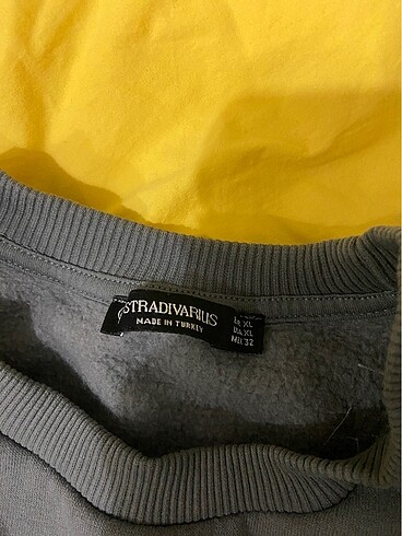 l Beden stradivarius sweatshirt
