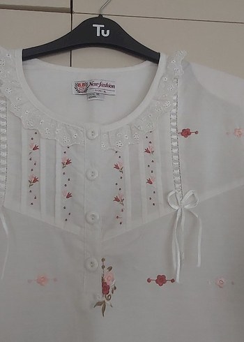 Nakışlı Beyaz Midi Kadın Gecelik - Görsel 2