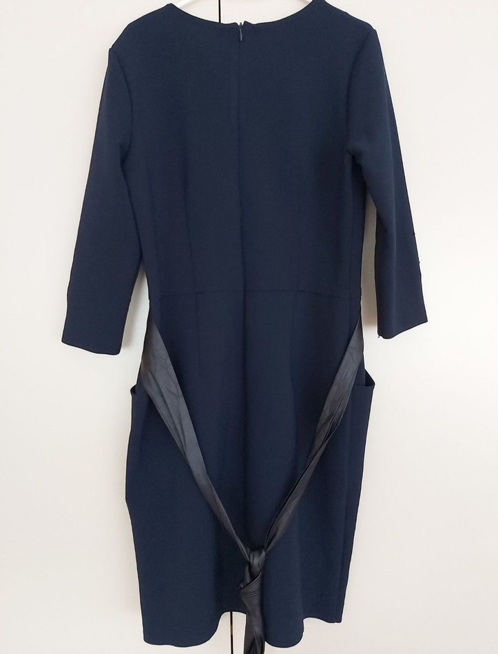 Elbise sıfır etiketi üzerinde - Görsel 2