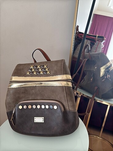 Silver Polo Süet Zımbalı Sırt Çantası