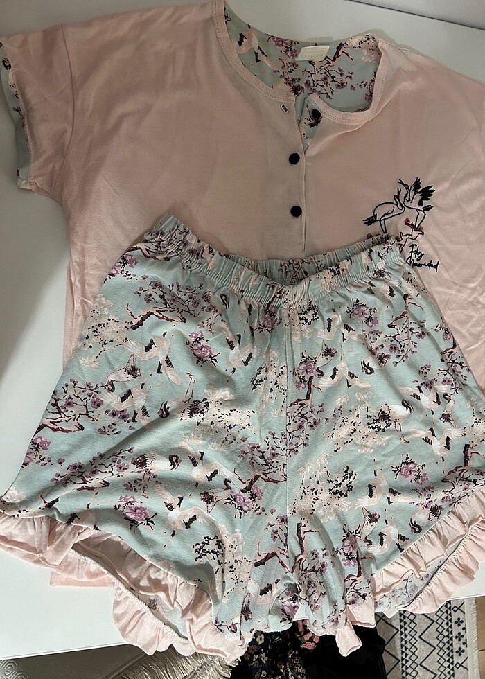 Şortlu pijama - Görsel 4