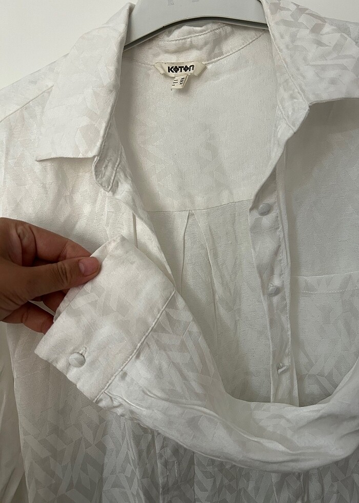 Beyaz saten gömlek - Görsel 2