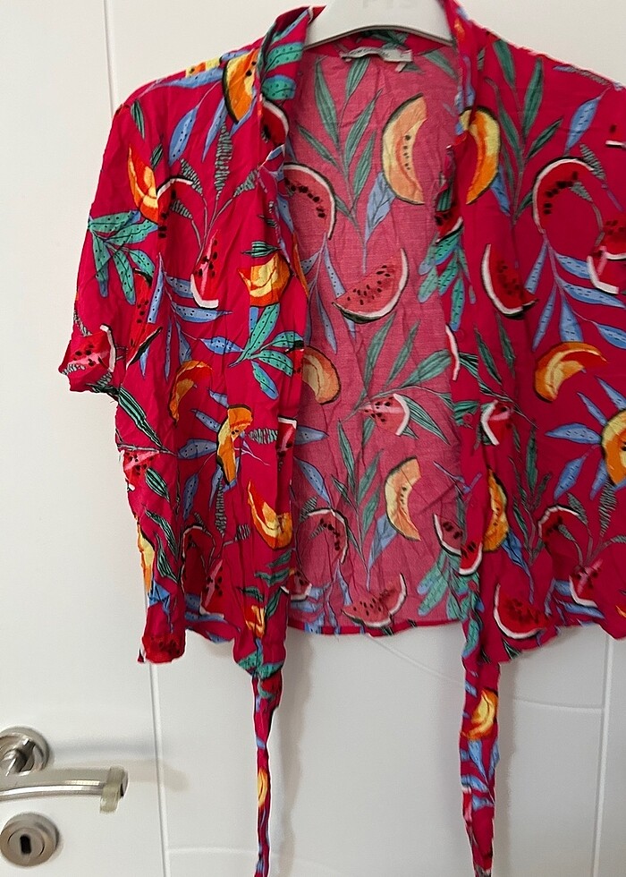 Yazlık renkli önden bağlamalı gömlek - Görsel 4