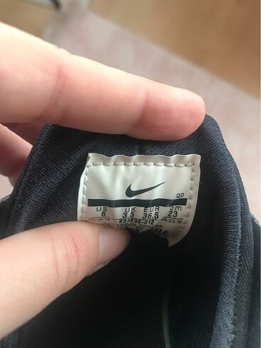 36,5 Beden siyah Renk orijinal nike