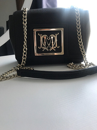 Love Moschino hıcbır kusuru yoktur orjınal moschıno