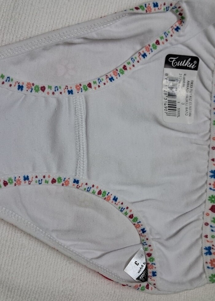 Kız cocuk ic camasiri 6 adet - Görsel 5