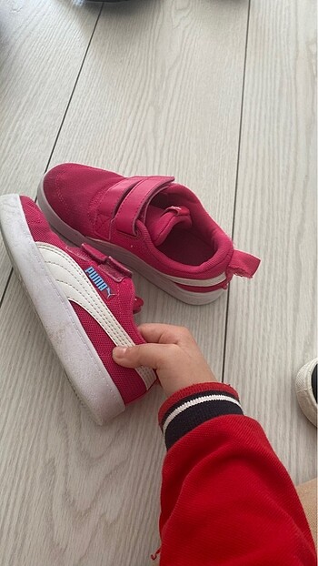 28 Beden Puma kız çocuk ayakkabı