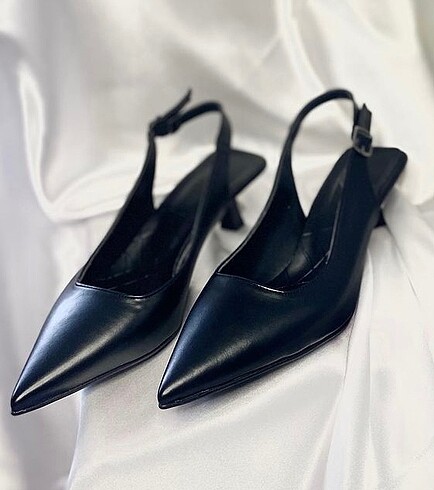 Zara model sivri uçlu topuklu ayakkabı